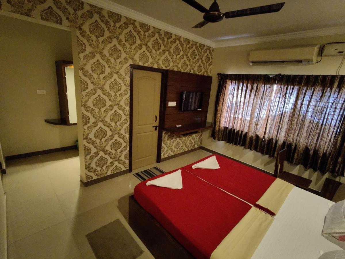 Vyavahar Lodge ウドゥピ エクステリア 写真