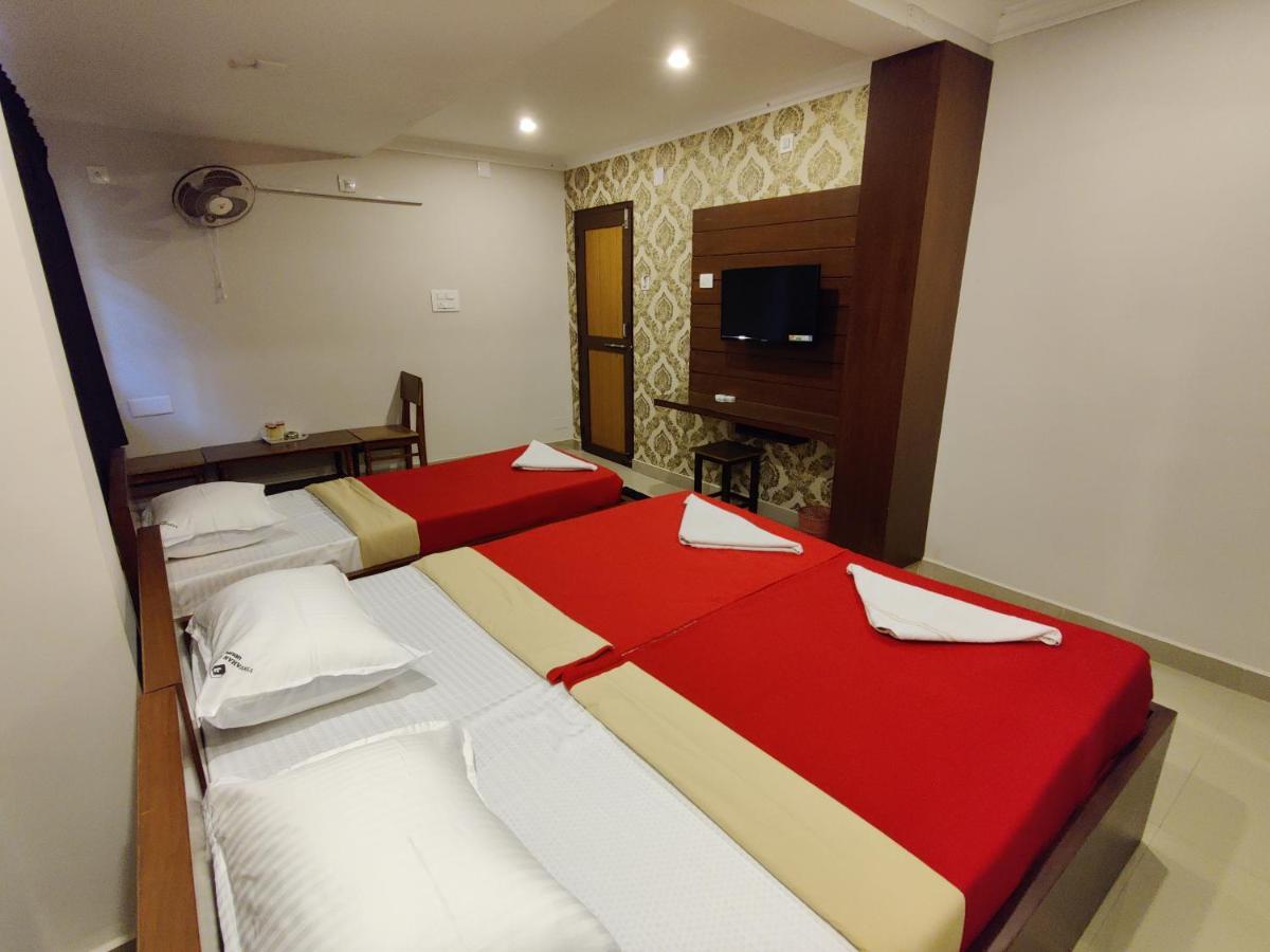 Vyavahar Lodge ウドゥピ エクステリア 写真