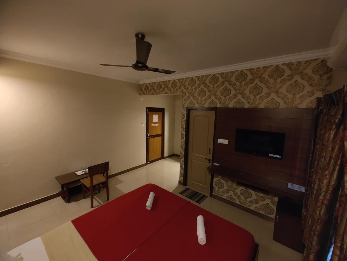 Vyavahar Lodge ウドゥピ エクステリア 写真